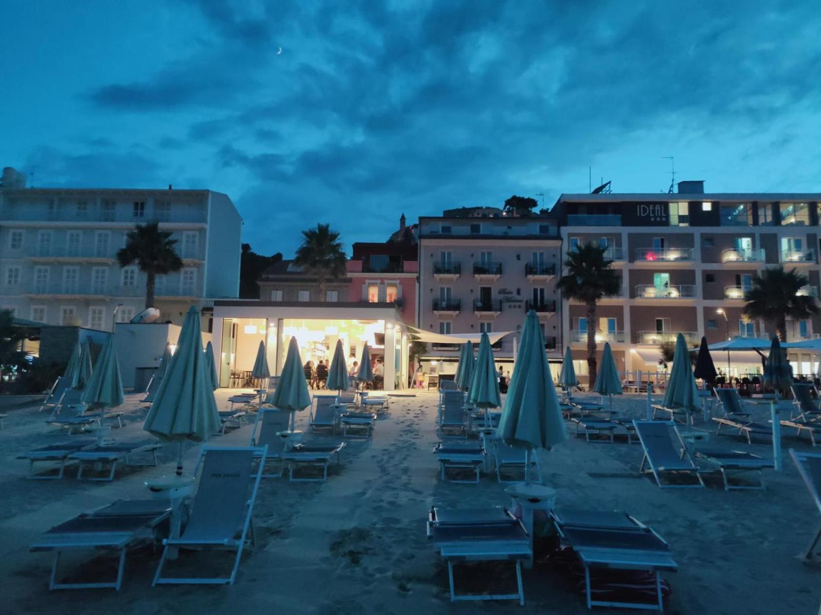 Hotel Baia Marina Cupra Marittima Exterior photo
